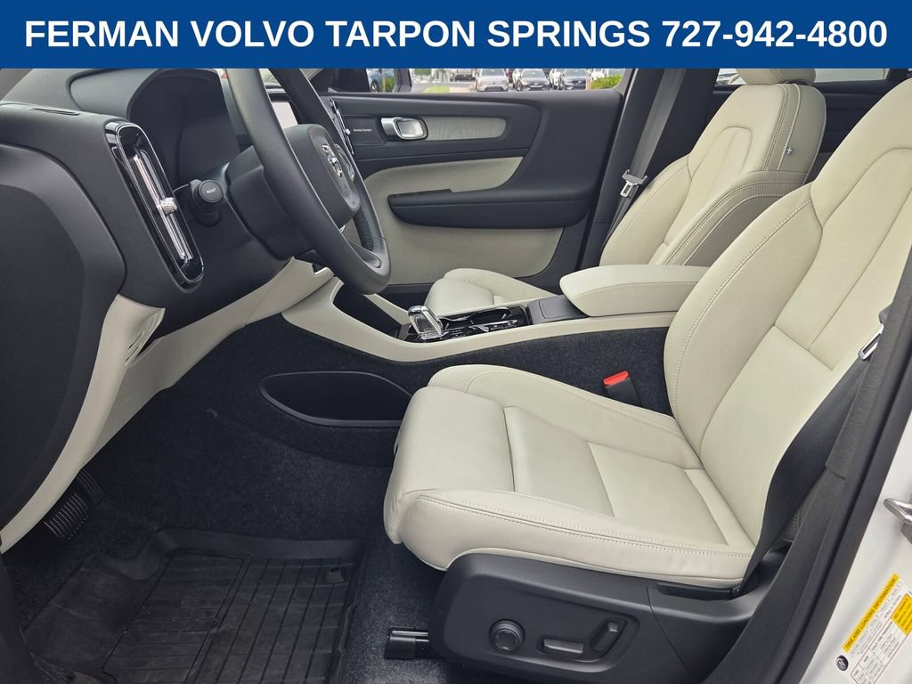 New 2026 Volvo XC40 B5 Ultra w/ Protection Package Premier AWD/4WD image 12