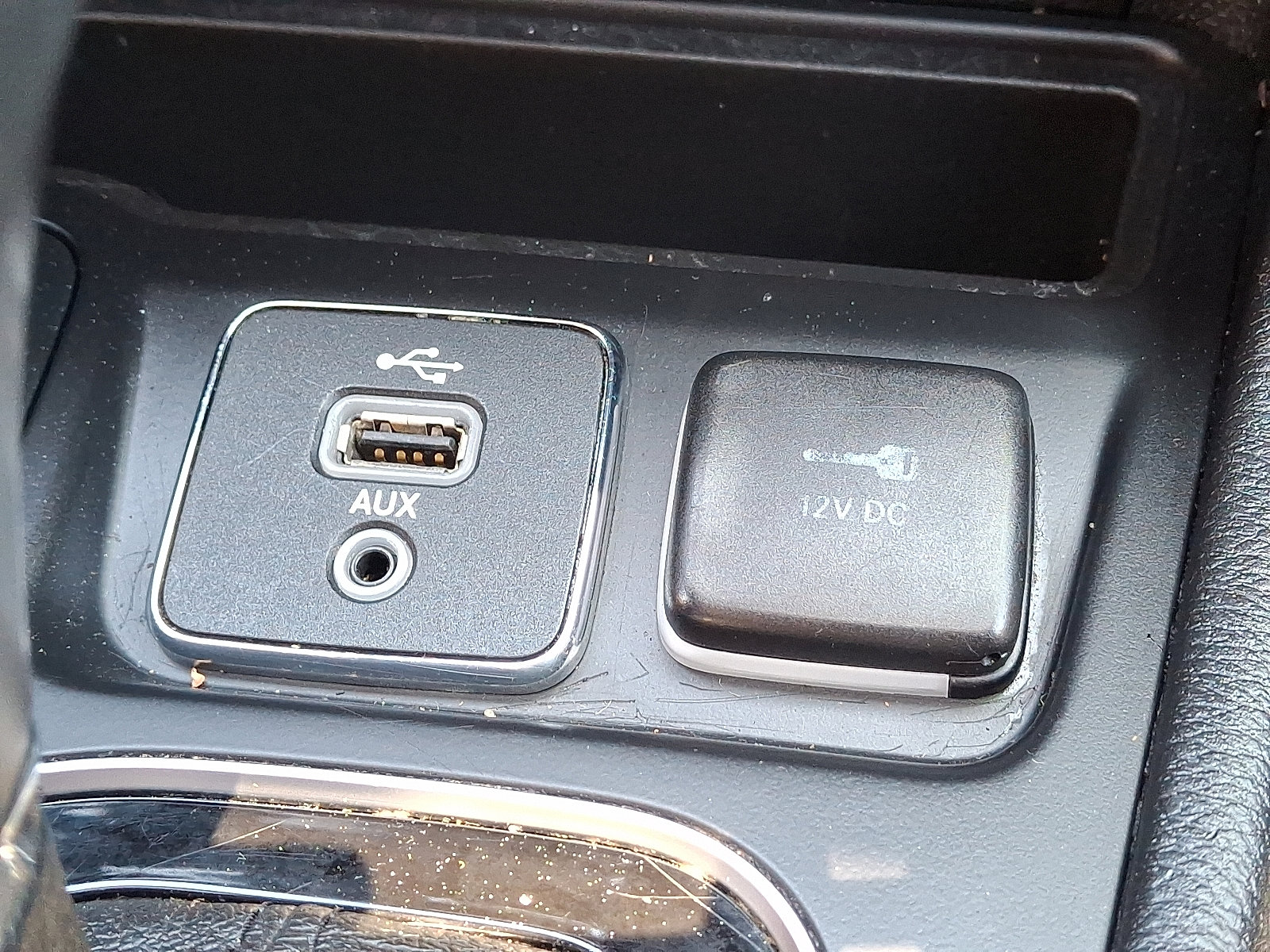 Used 2019 Jeep Cherokee Limited image 26
