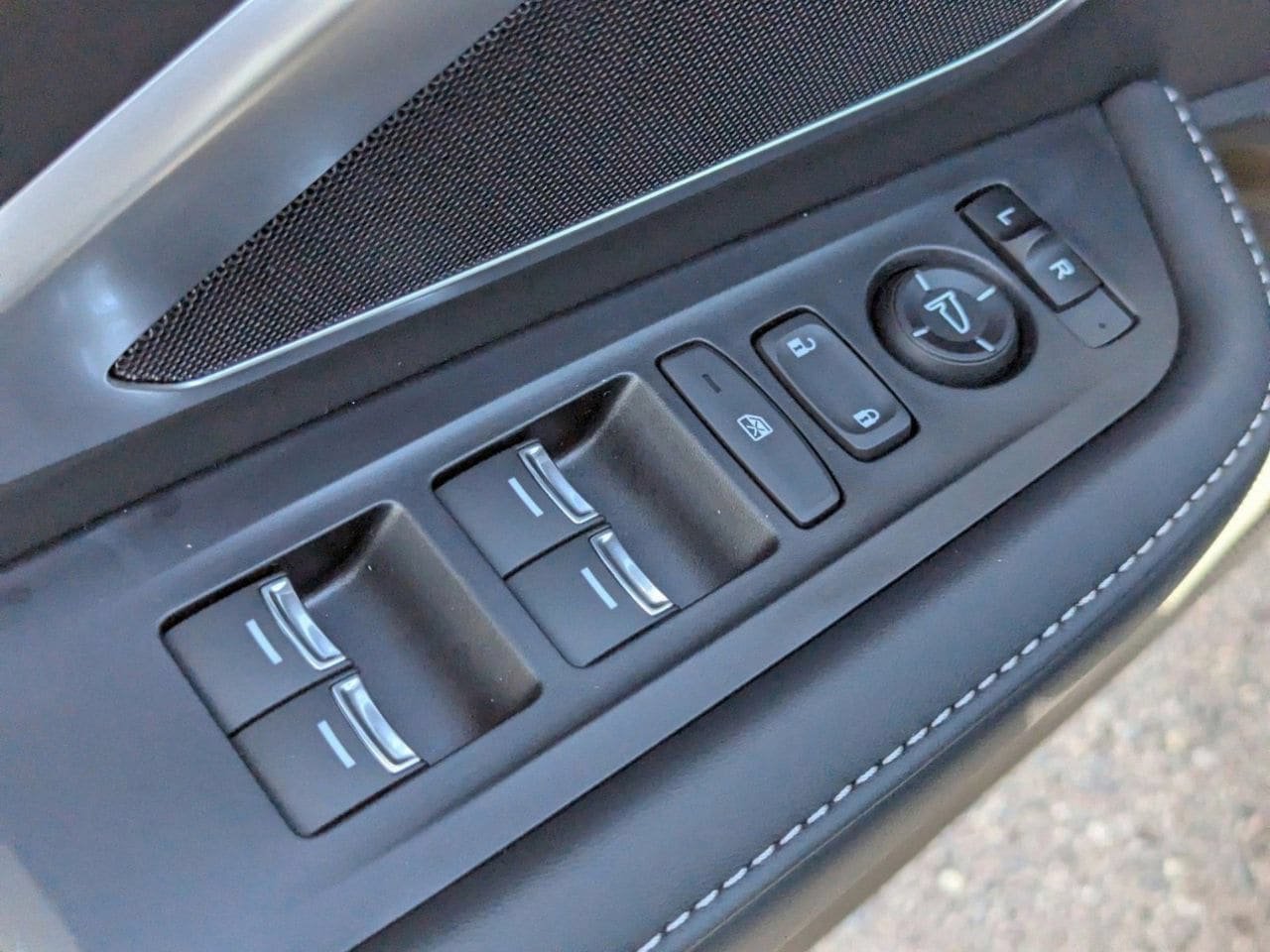 New 2026 Acura RDX SH-AWD image 16