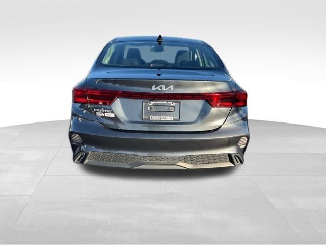 Certified 2024 Kia Forte LXS image 7