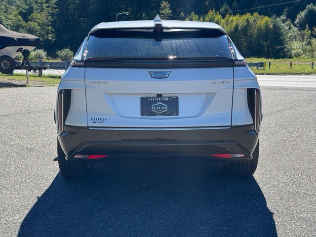 Used 2024 Cadillac Lyriq Tech w/ LPO, Floor Liner Package AWD/4WD image 6