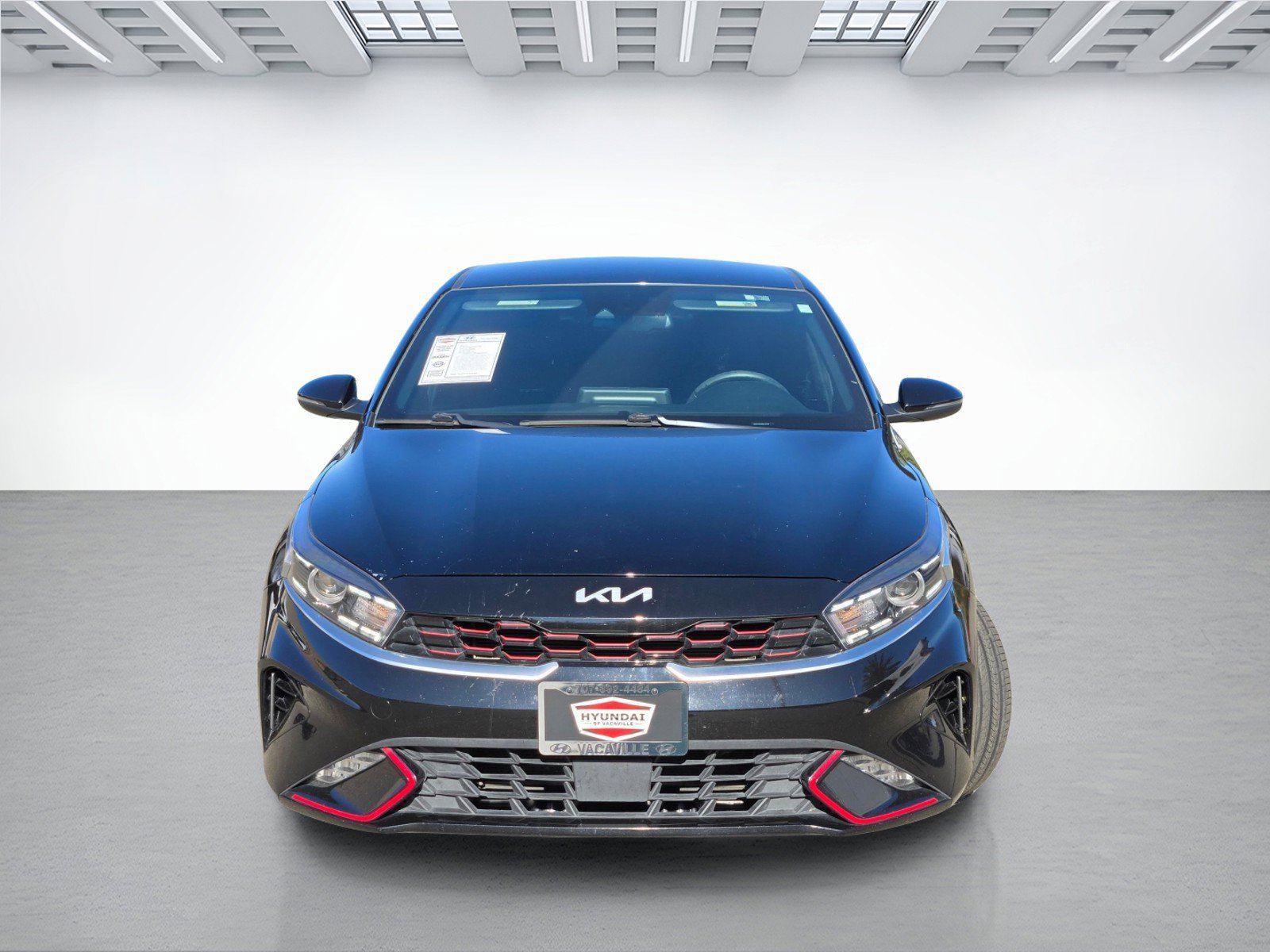 Used 2023 Kia Forte GT-Line w/ GT-Line Technology Package FWD image 2