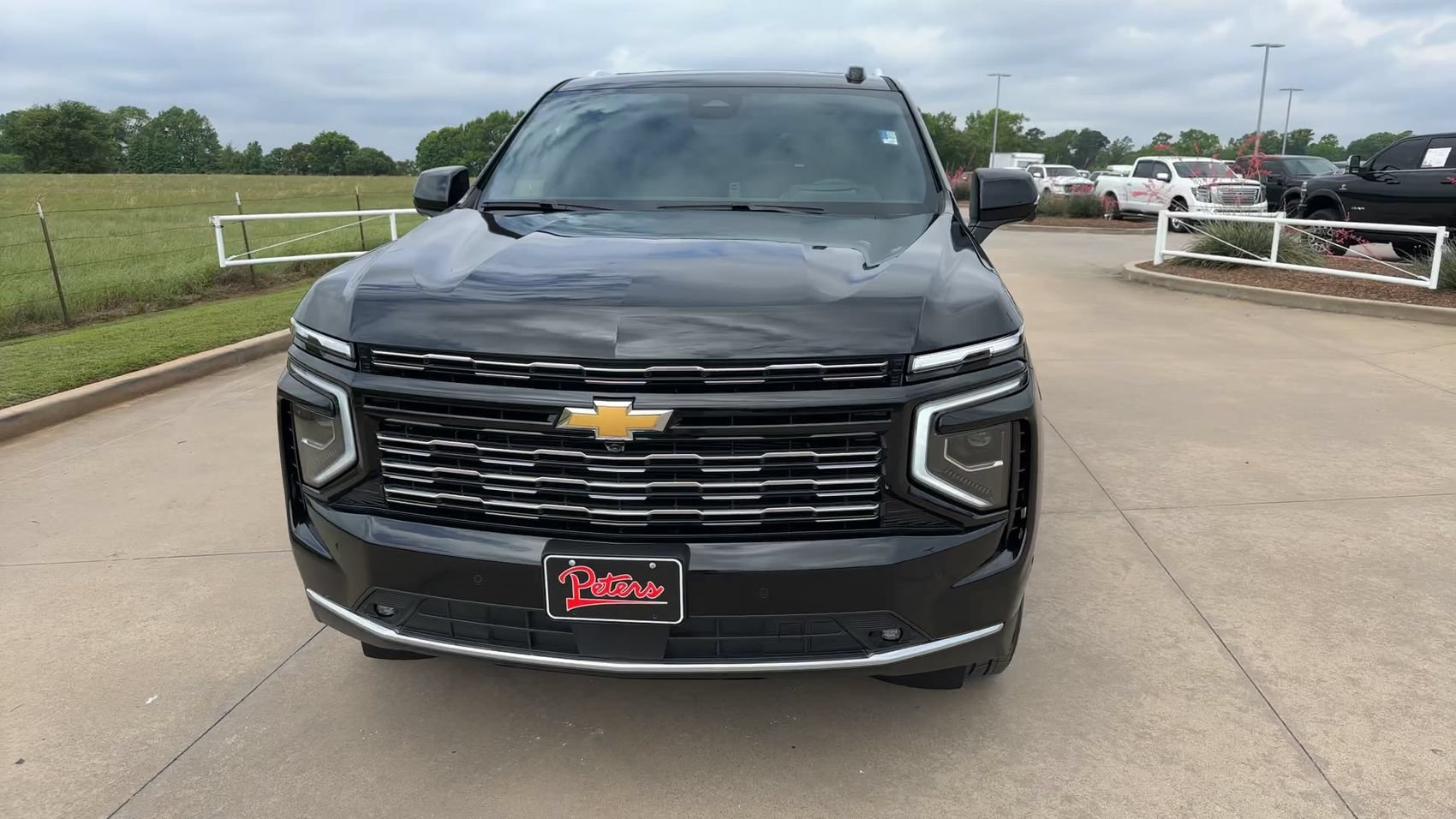 Used 2025 Chevrolet Tahoe High Country w/ Sun And Tow Package AWD/4WD image 4
