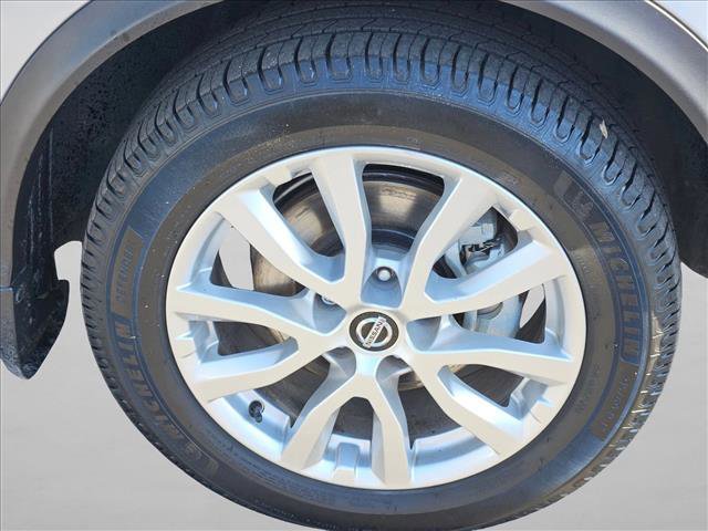 Used 2021 Nissan Rogue Sport SV image 20