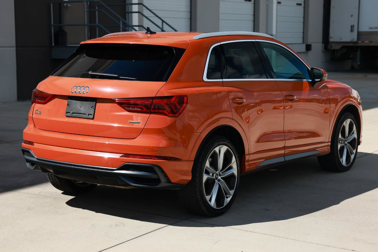 Used 2020 Audi Q3 2.0T Premium Plus w/ Premium Plus Package AWD/4WD image 11