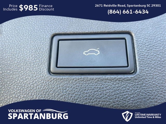 Used 2024 Volkswagen Atlas SE image 11