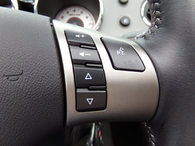 Used 2007 Pontiac Solstice Convertible w/ Premium Package RWD image 47