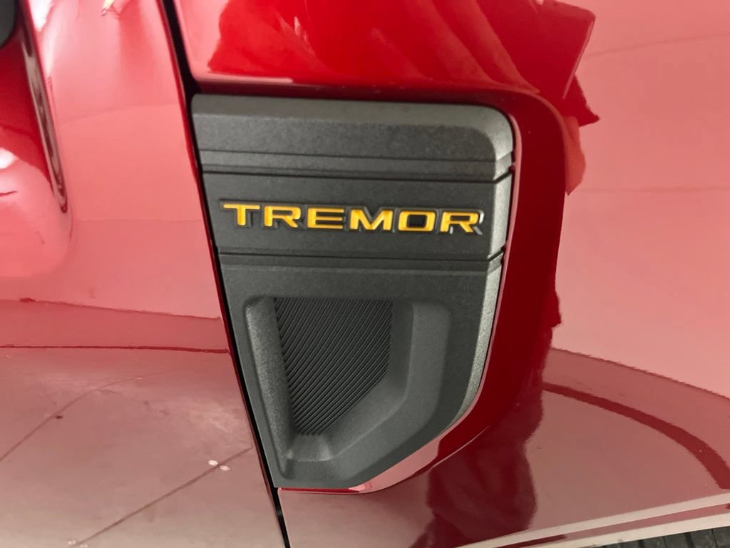 Used 2025 Ford Maverick Tremor AWD/4WD image 53