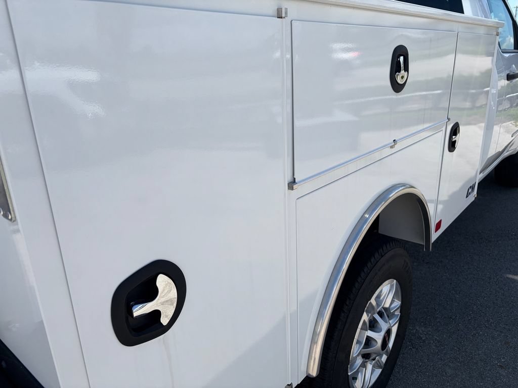 New 2026 GMC Sierra 2500 Pro w/ Convenience Package RWD image 17