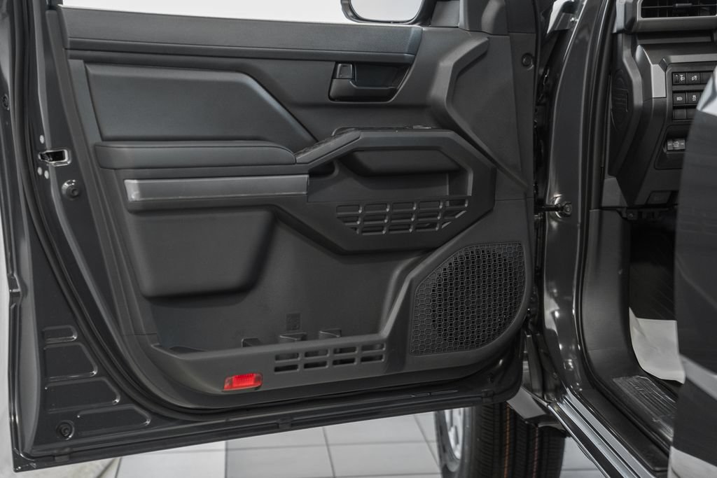 New 2026 Toyota Tacoma SR5 AWD/4WD image 36