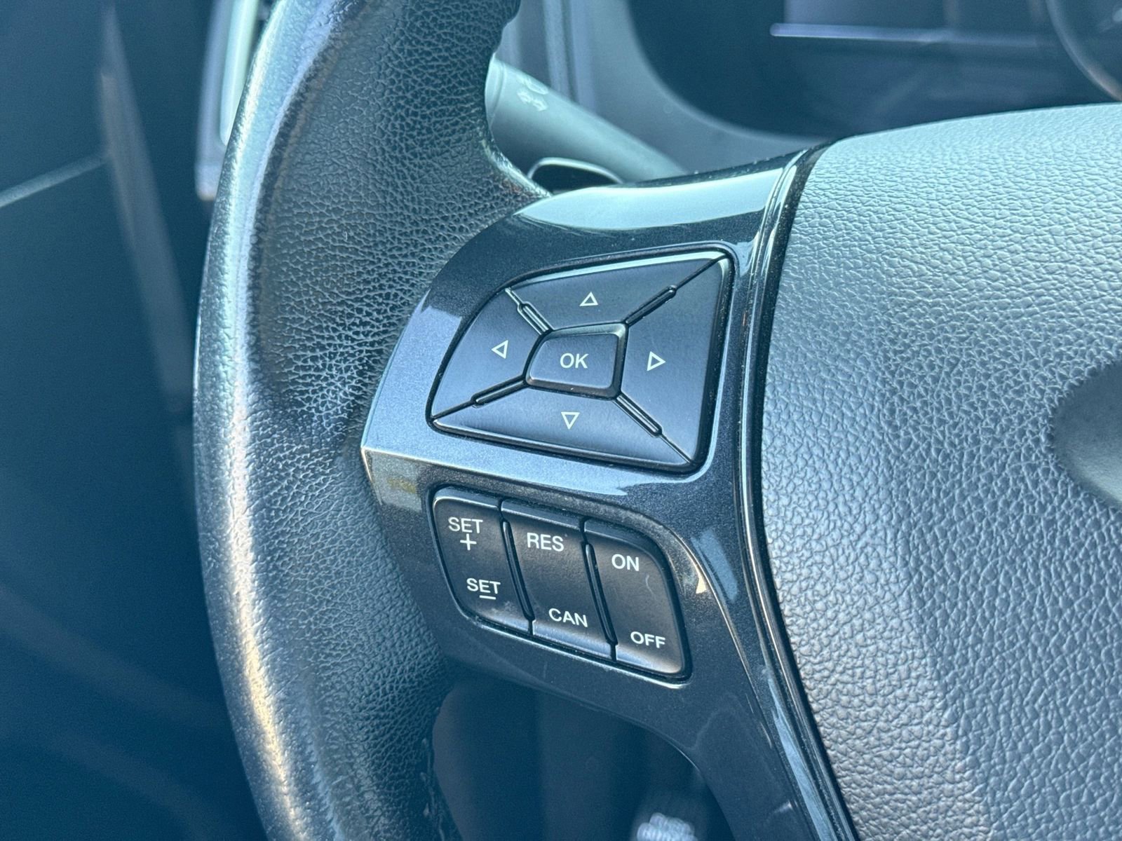 Used 2017 Ford Explorer XLT w/ Equipment Group 202A image 28