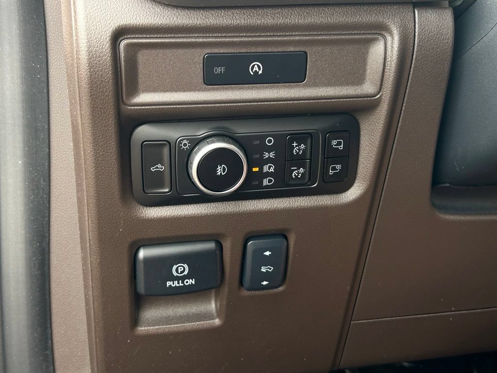 Certified 2025 Ford F150 King Ranch AWD/4WD image 27