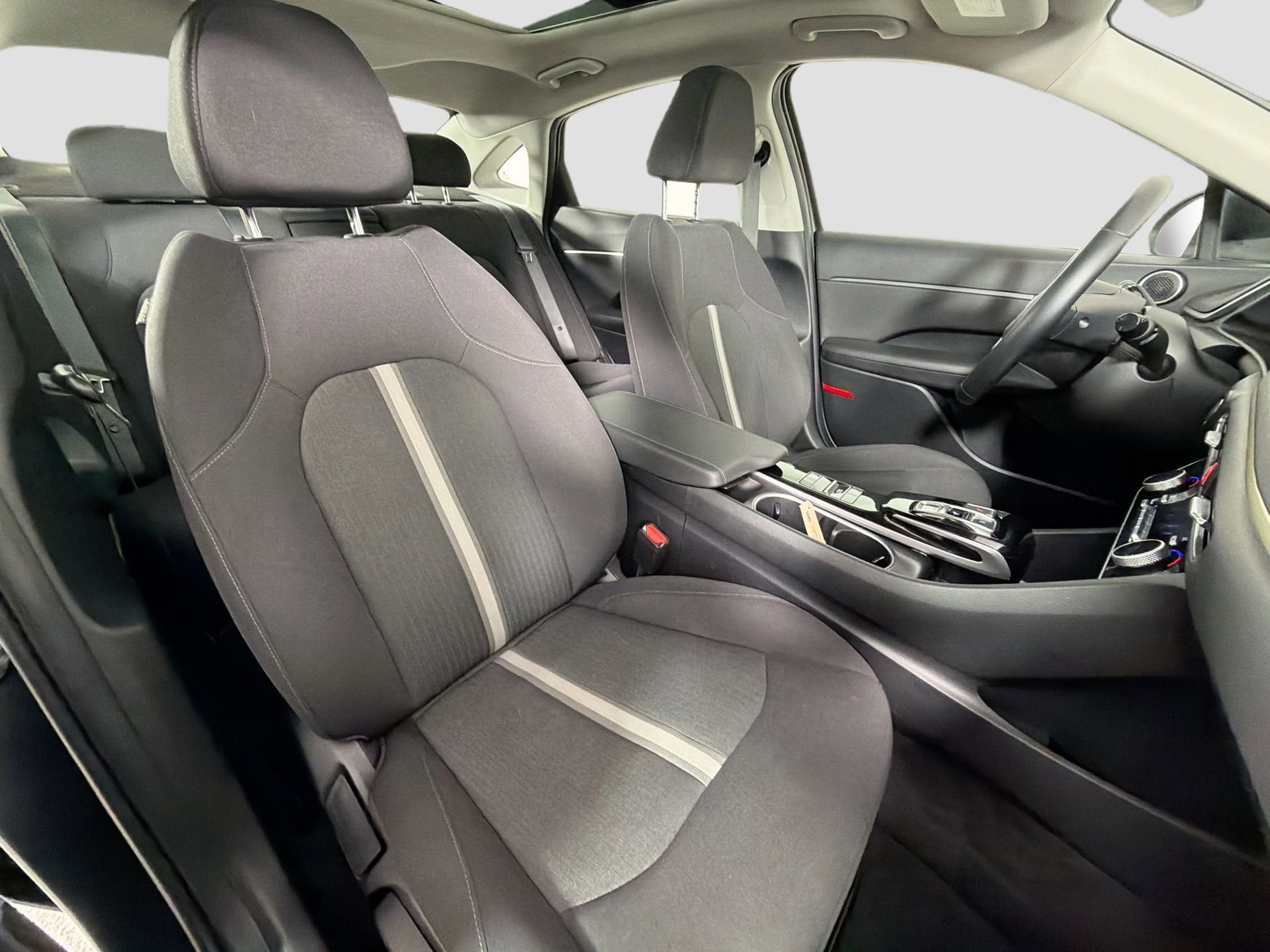 Used 2022 Hyundai Sonata SEL w/ Convenience Package FWD image 27