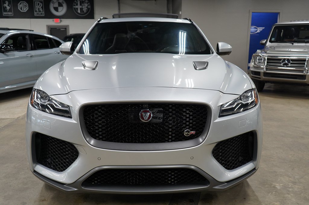 Used 2019 Jaguar F-PACE SVR AWD/4WD image 8
