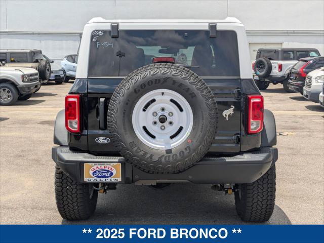 New 2025 Ford Bronco Badlands AWD/4WD image 4
