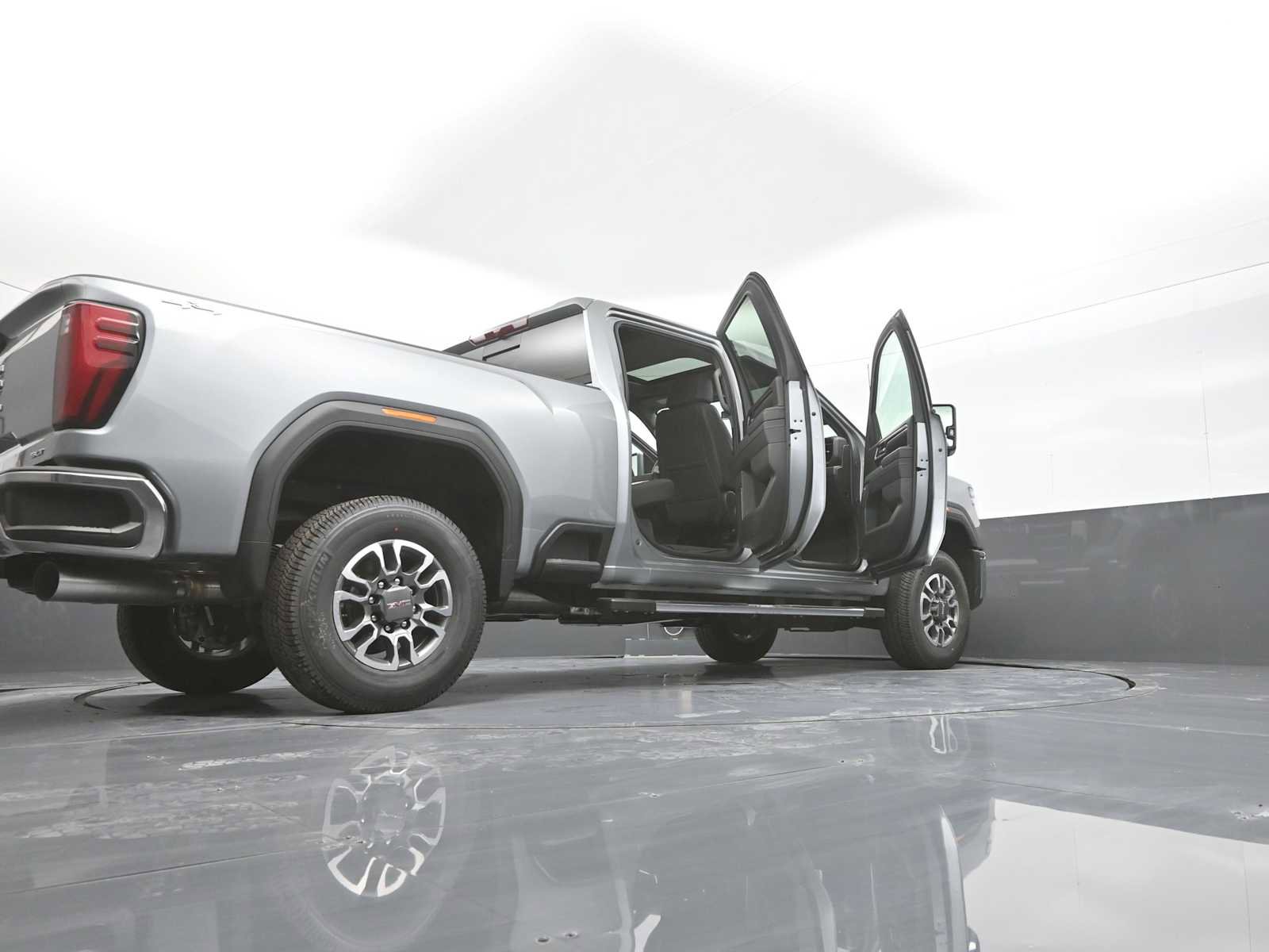 New 2026 GMC Sierra 2500 SLT w/ SLT Premium Package AWD/4WD image 47