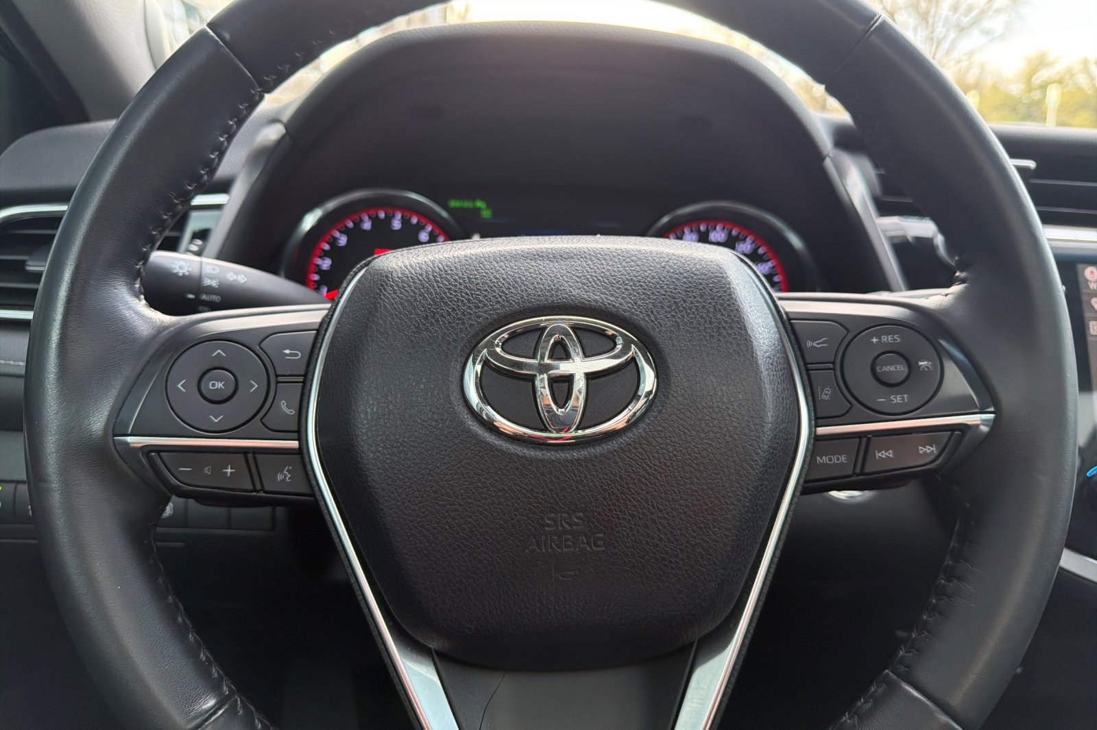 Used 2018 Toyota Camry XSE w/ Driver Assist Package image 29