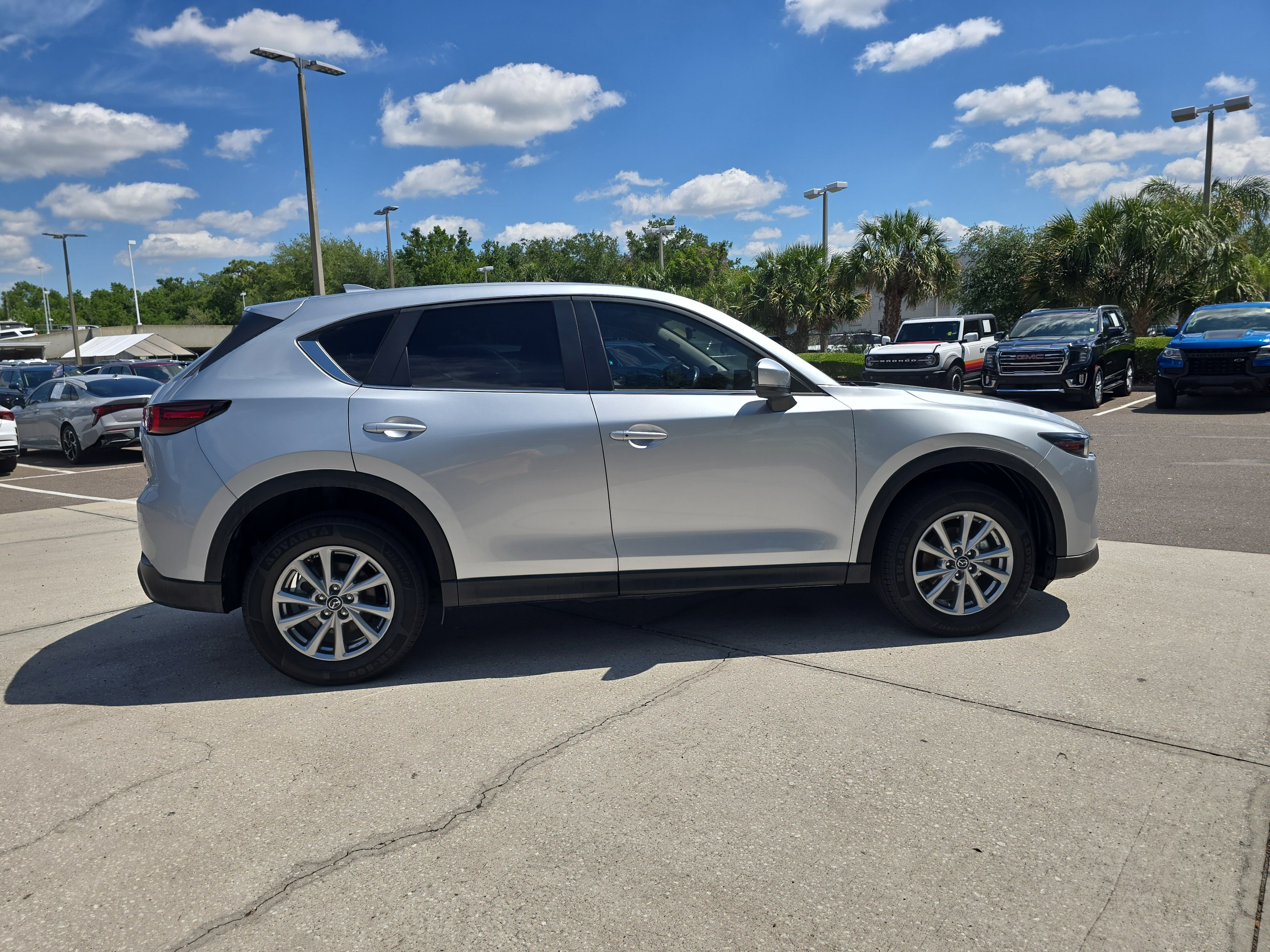 Used 2022 MAZDA CX-5 AWD 2.5 S w/ Select Package image 9
