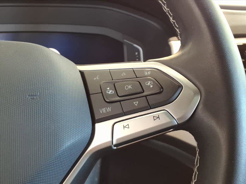 Certified 2023 Volkswagen Atlas Cross Sport SEL AWD/4WD image 15