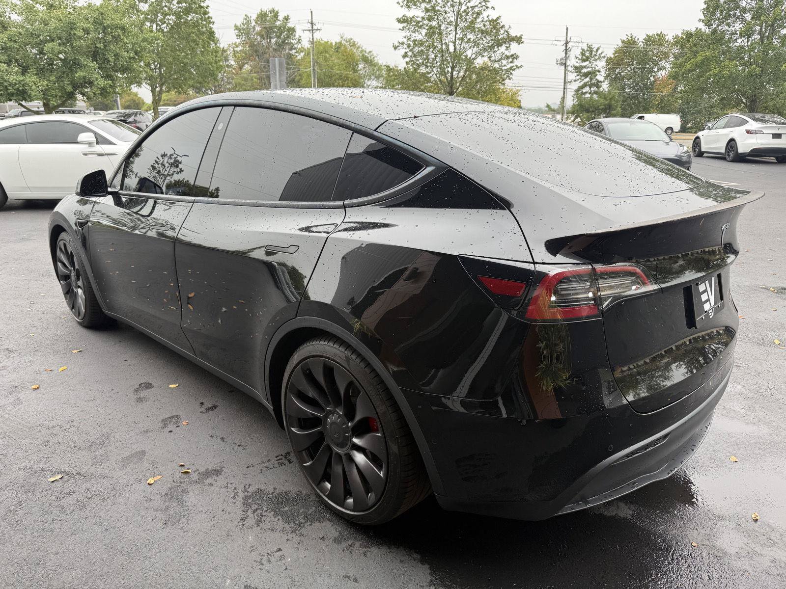 Used 2021 Tesla Model Y Performance AWD/4WD image 4