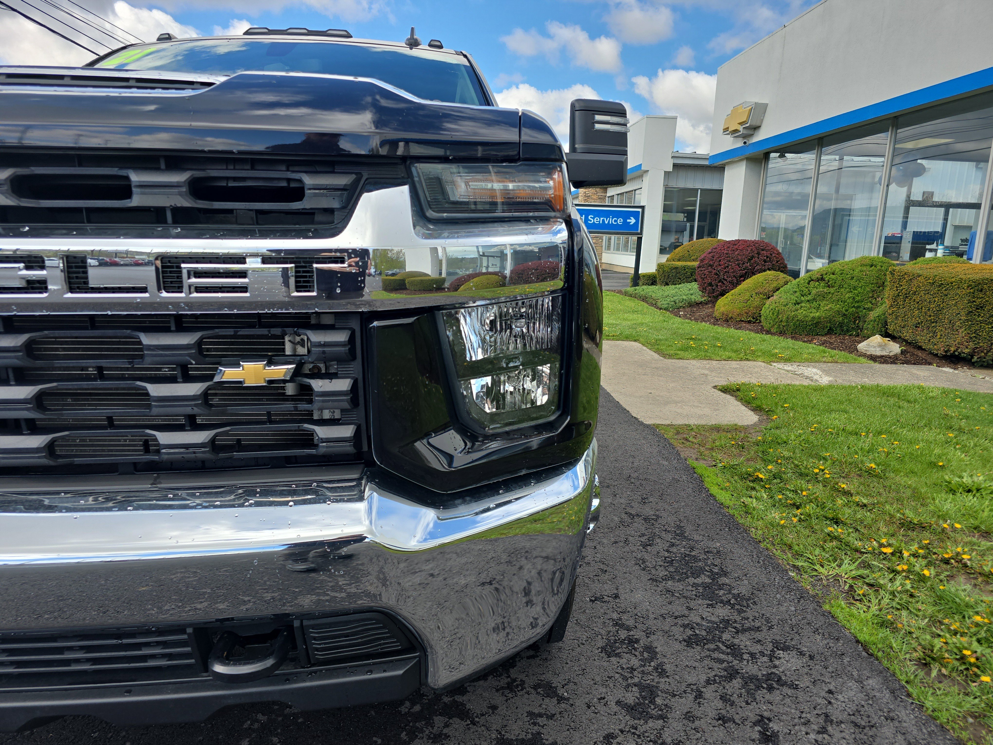 Used 2021 Chevrolet Silverado 3500 LT w/ Gooseneck/5TH Wheel Package AWD/4WD image 10