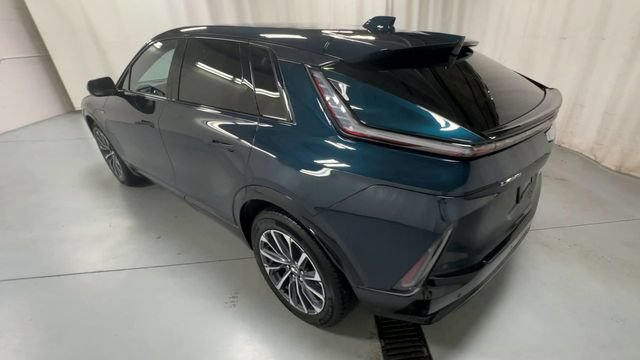 Certified 2024 Cadillac Lyriq Sport AWD/4WD image 6