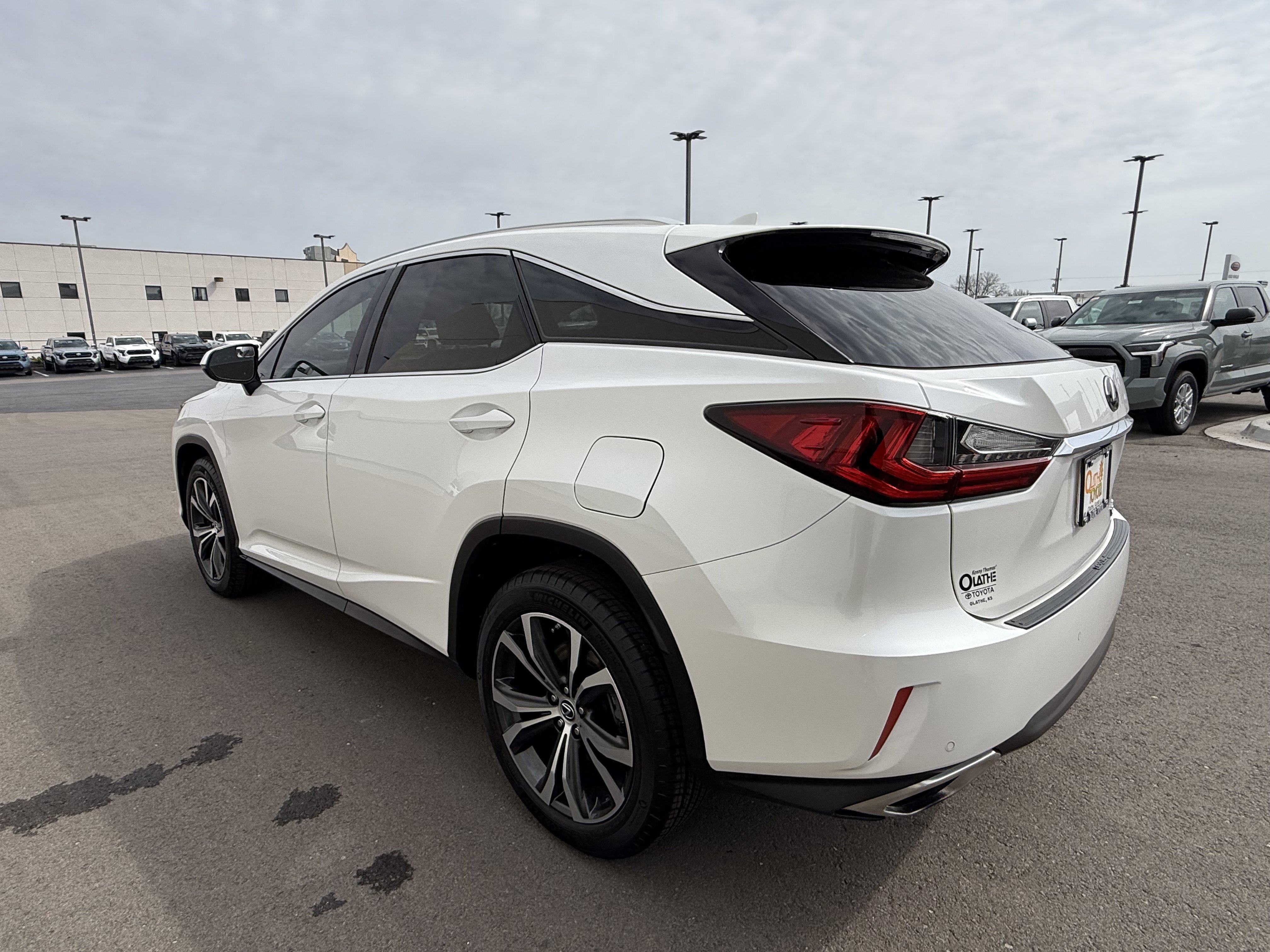 Used 2018 Lexus RX 350 AWD w/ Premium Package image 3