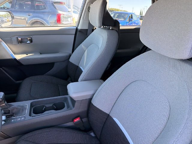 New 2027 Kia Seltos S FWD image 19