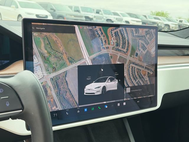 Used 2022 Tesla Model S image 21