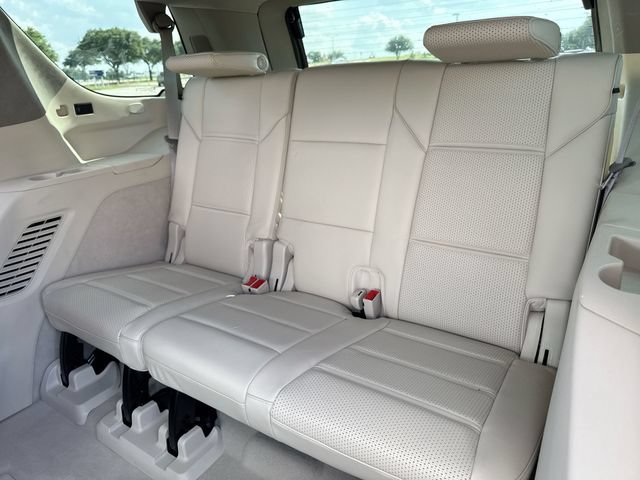 Used 2021 Cadillac Escalade Premium Luxury Platinum AWD/4WD image 24