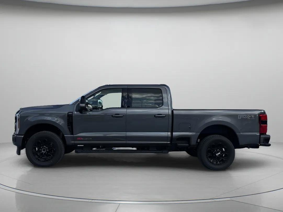 New 2026 Ford F250 Lariat w/ Black Appearance Package image 5