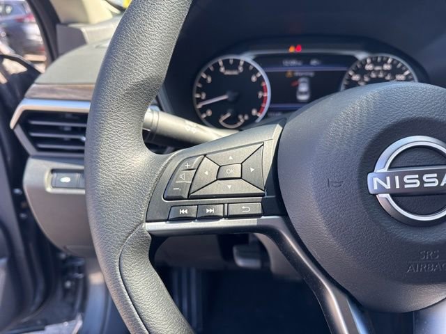 Used 2023 Nissan Altima 2.5 SV image 12
