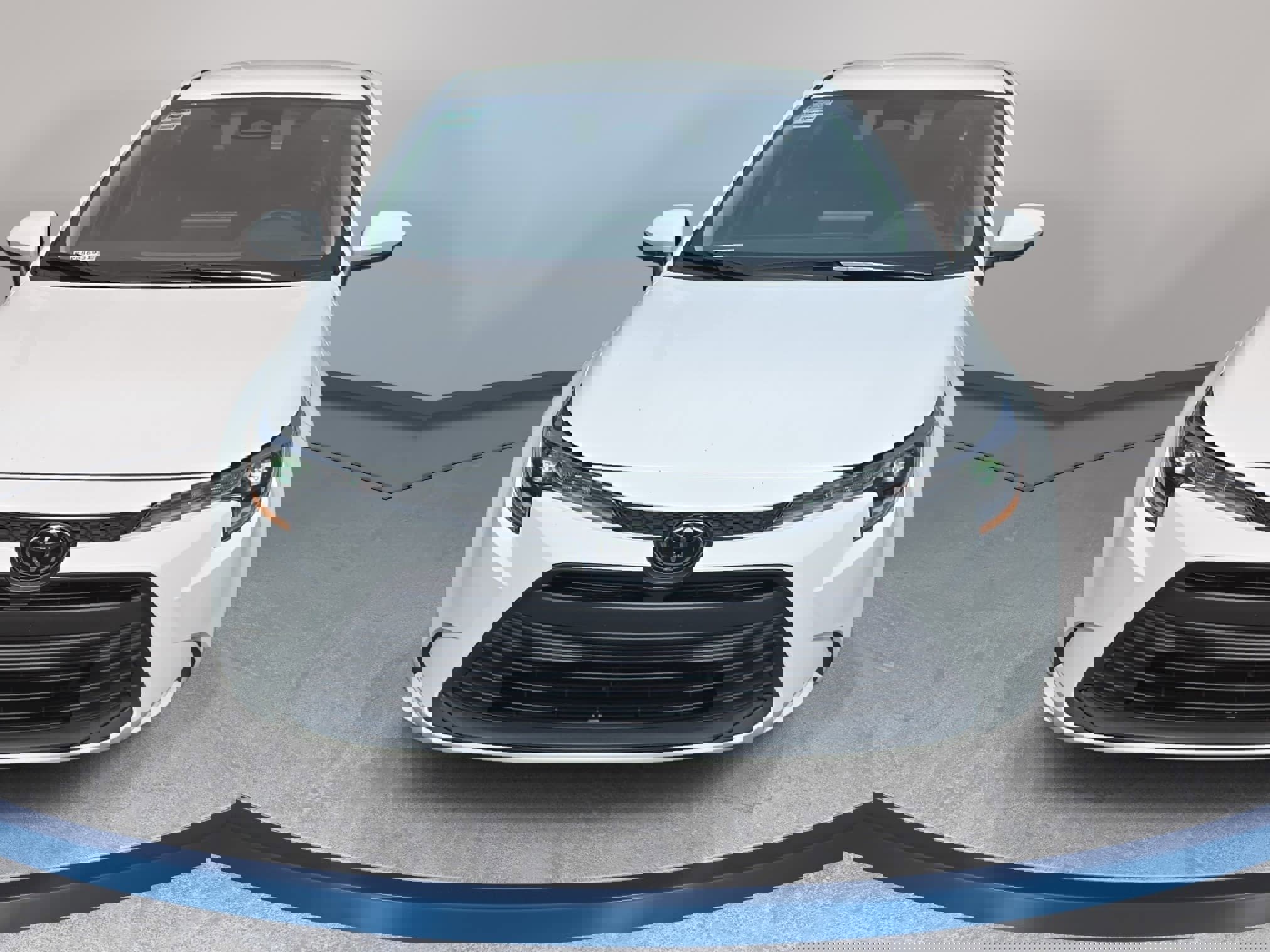 Used 2024 Toyota Corolla LE image 2