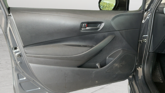 Used 2024 Toyota Corolla LE FWD image 18
