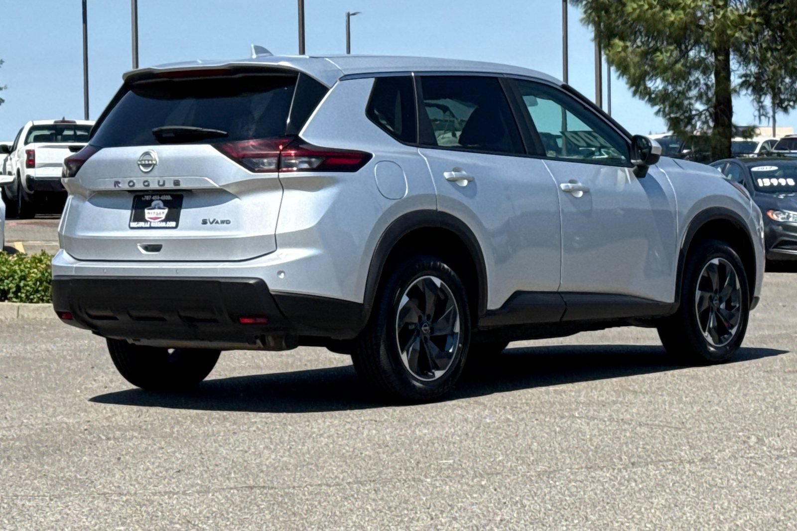 Certified 2024 Nissan Rogue SV AWD/4WD image 5