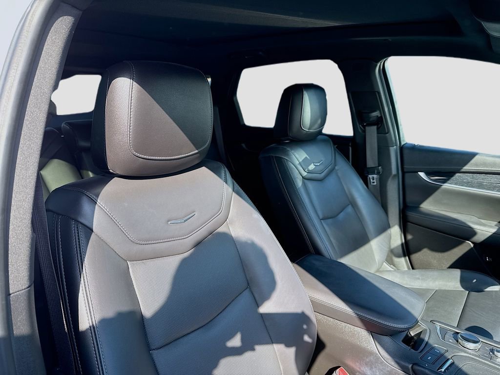 Used 2022 Cadillac XT5 Premium Luxury w/ Technology Package image 26