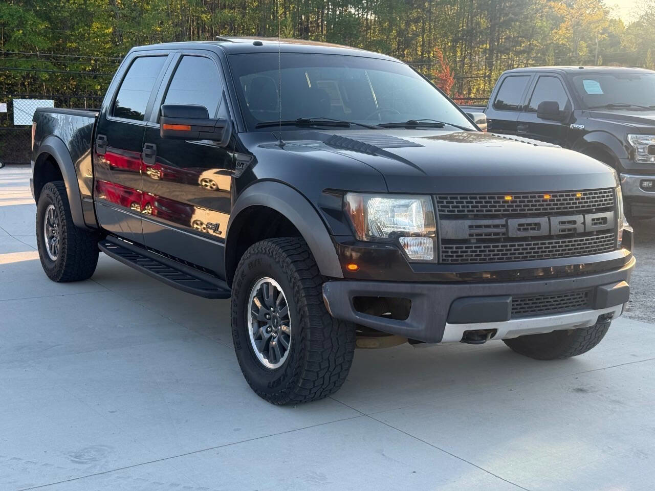 Used 2011 Ford F150 Raptor w/ Raptor Luxury Pkg image 3