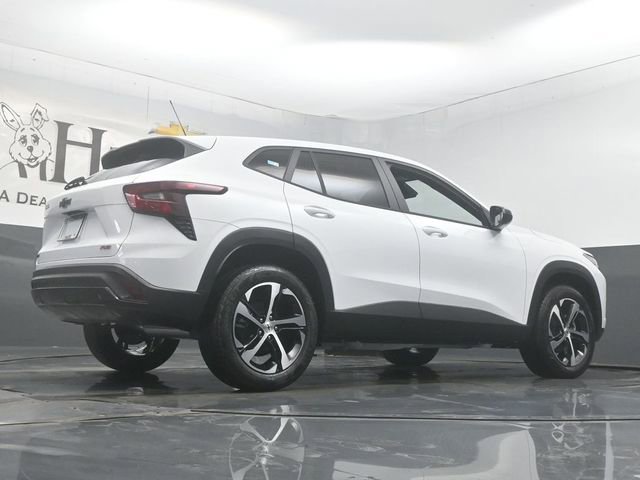 New 2026 Chevrolet Trax RS image 11