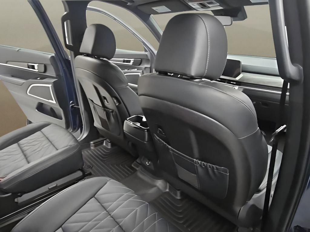 Used 2024 Kia Telluride EX X-Line AWD/4WD image 18