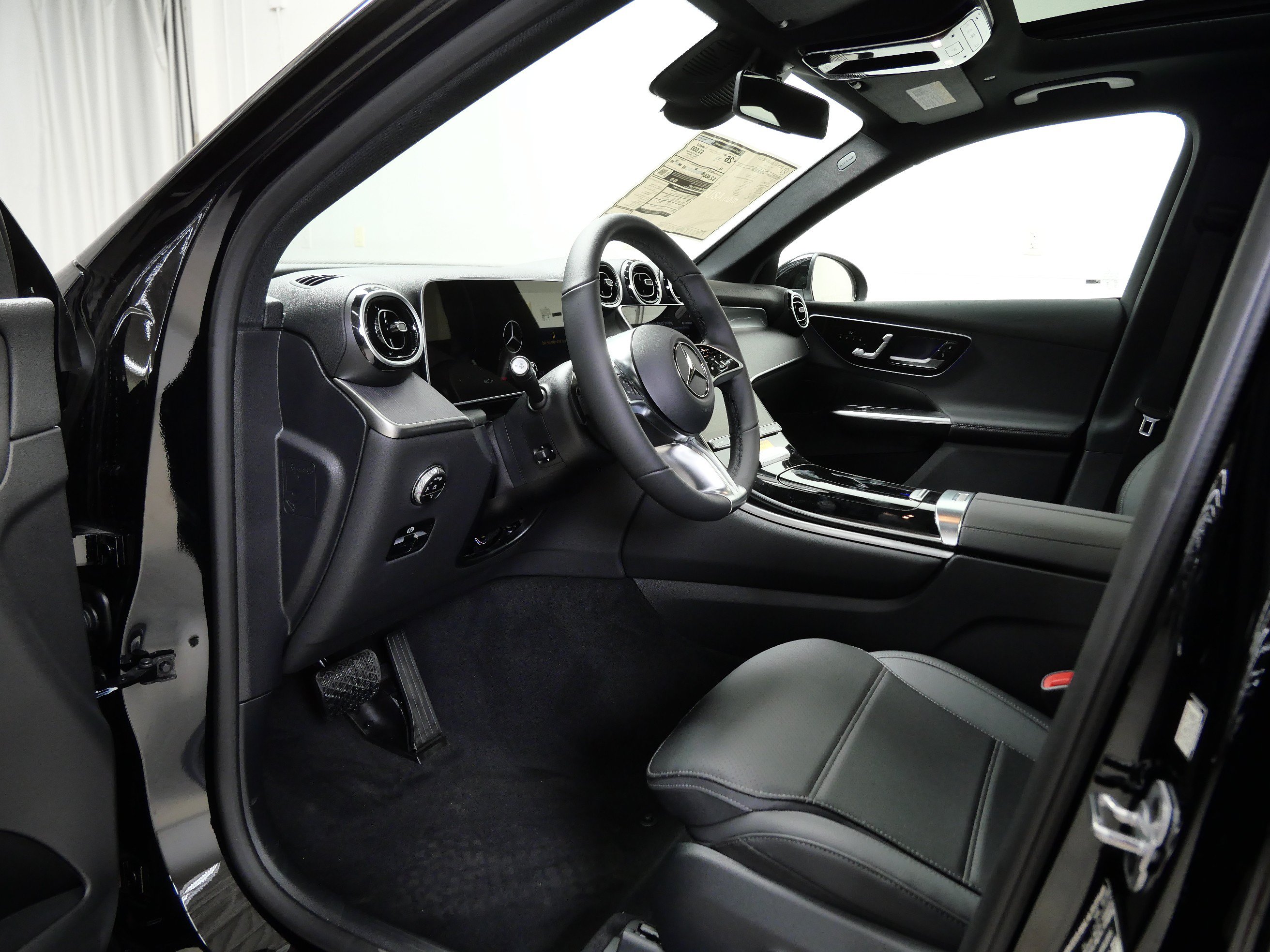 New 2026 Mercedes-Benz GLC 300 4MATIC image 7