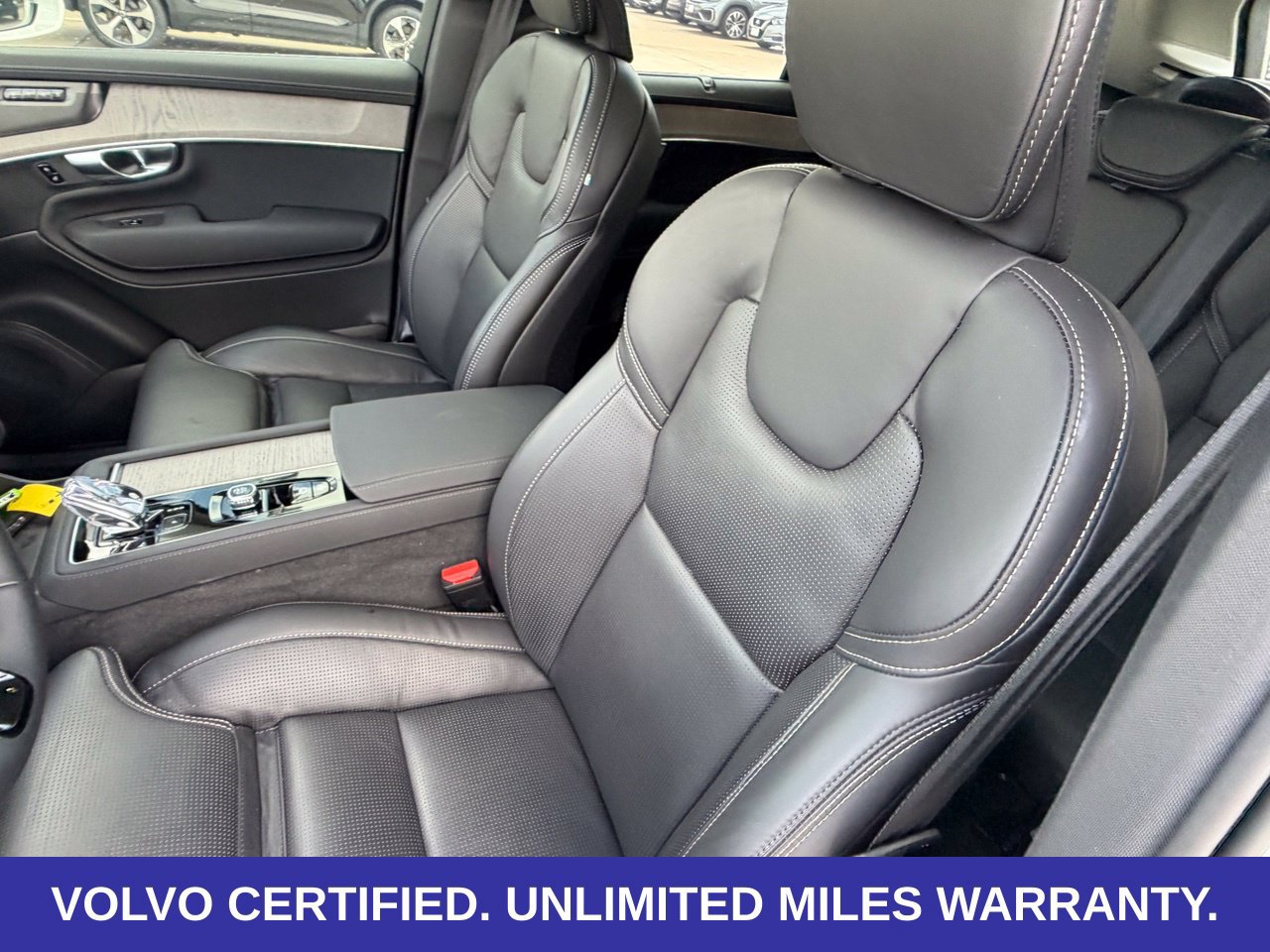 Certified 2025 Volvo XC90 T8 Ultra w/ Protection Package Premier AWD/4WD image 30