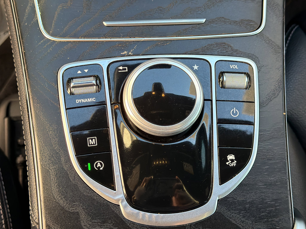 Used 2019 Mercedes-Benz GLC 300 4MATIC image 13