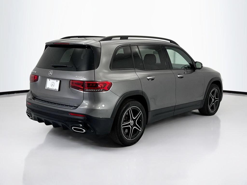 Used 2022 Mercedes-Benz GLB 250 4MATIC image 5