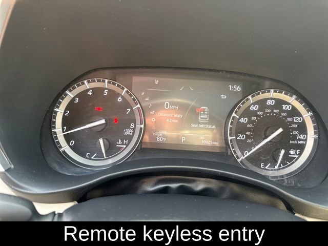 Used 2021 Toyota Highlander XLE FWD image 10