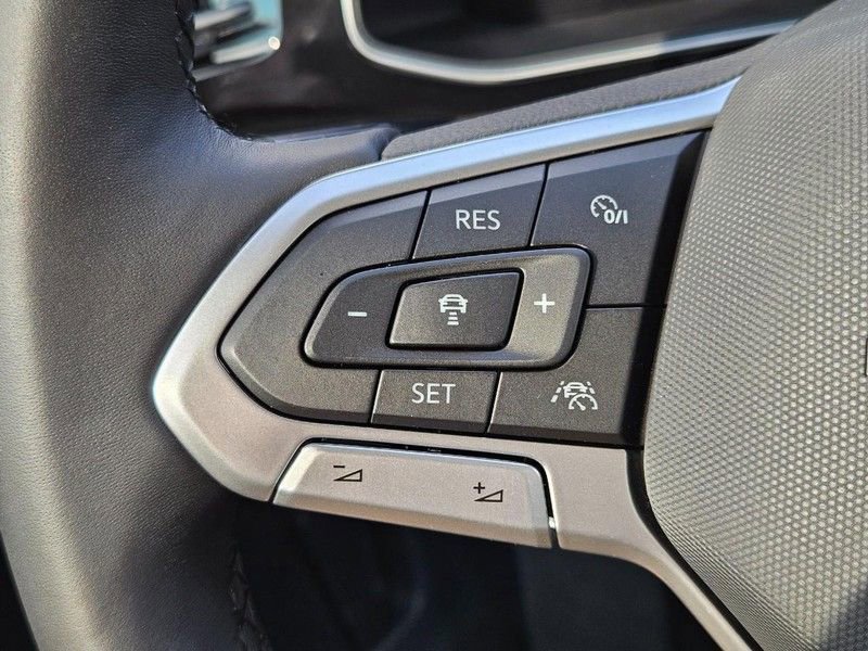 New 2025 Volkswagen Jetta S image 11