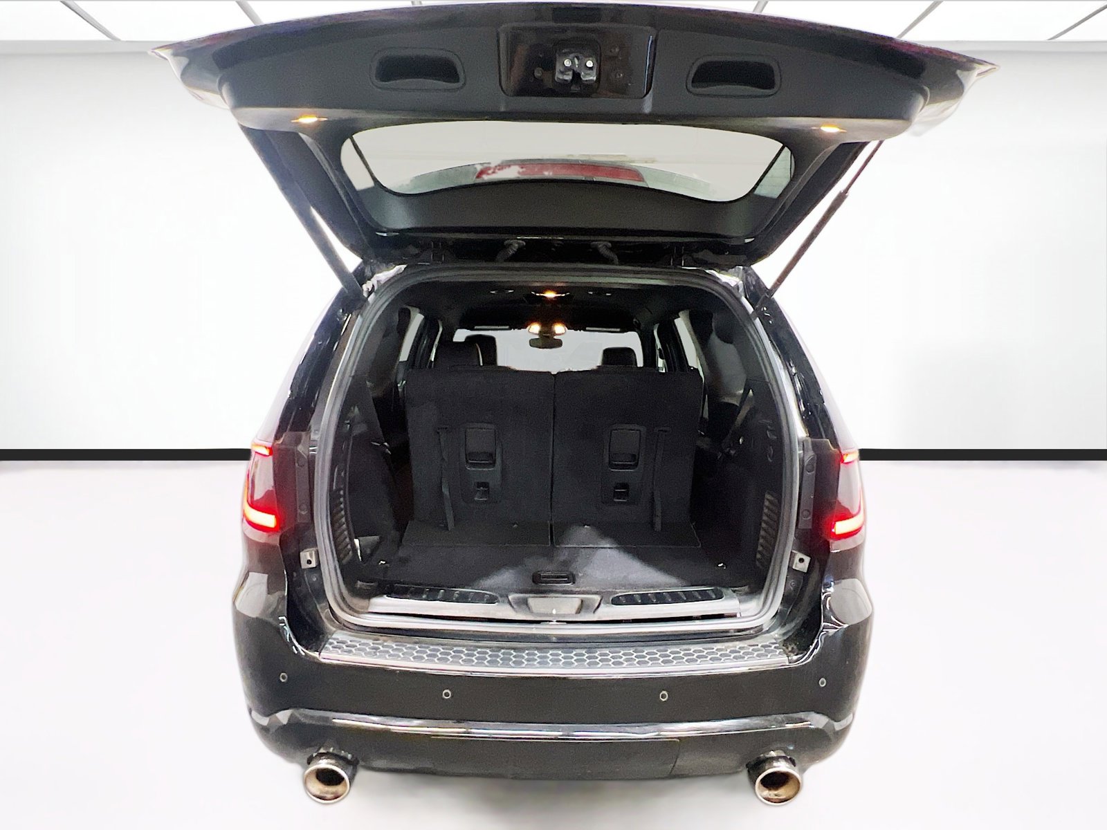 Used 2022 Dodge Durango R/T w/ Blacktop Package image 19