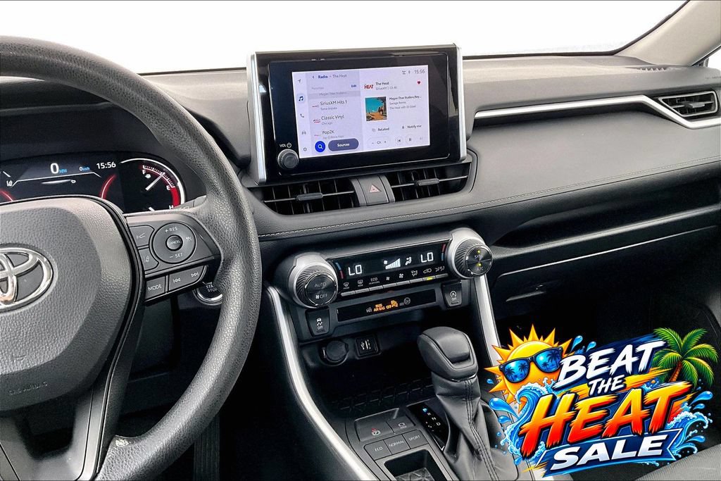 Used 2025 Toyota RAV4 XLE FWD image 8