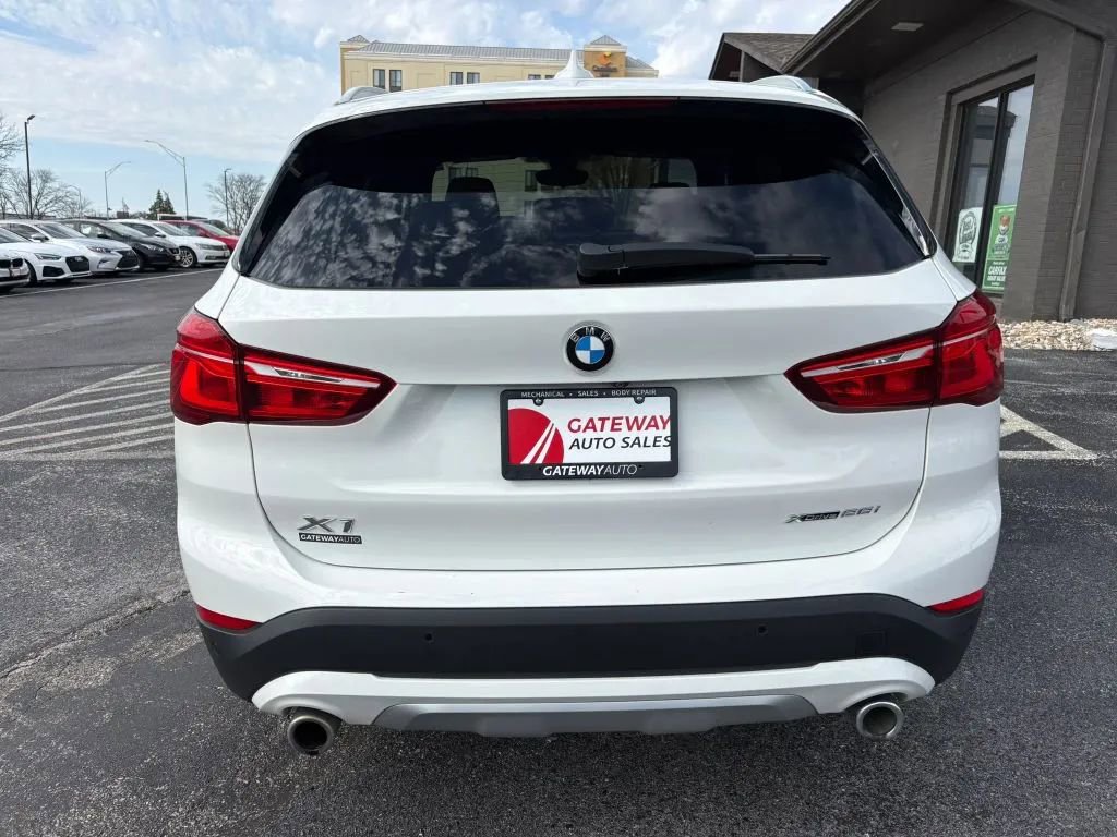 Used 2022 BMW X1 xDrive28i w/ Convenience Package image 4