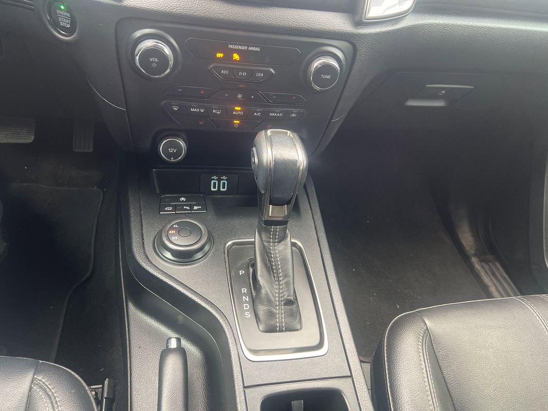 Used 2020 Ford Ranger Lariat w/ Equipment Group 501A Mid image 14