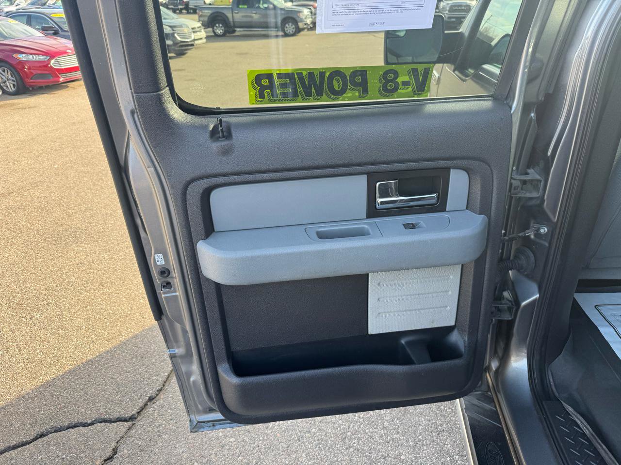 Used 2013 Ford F150 XLT w/ Luxury Equipment Group image 13